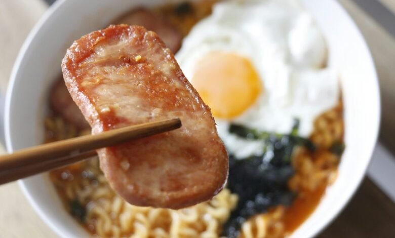 spam complaint activity report